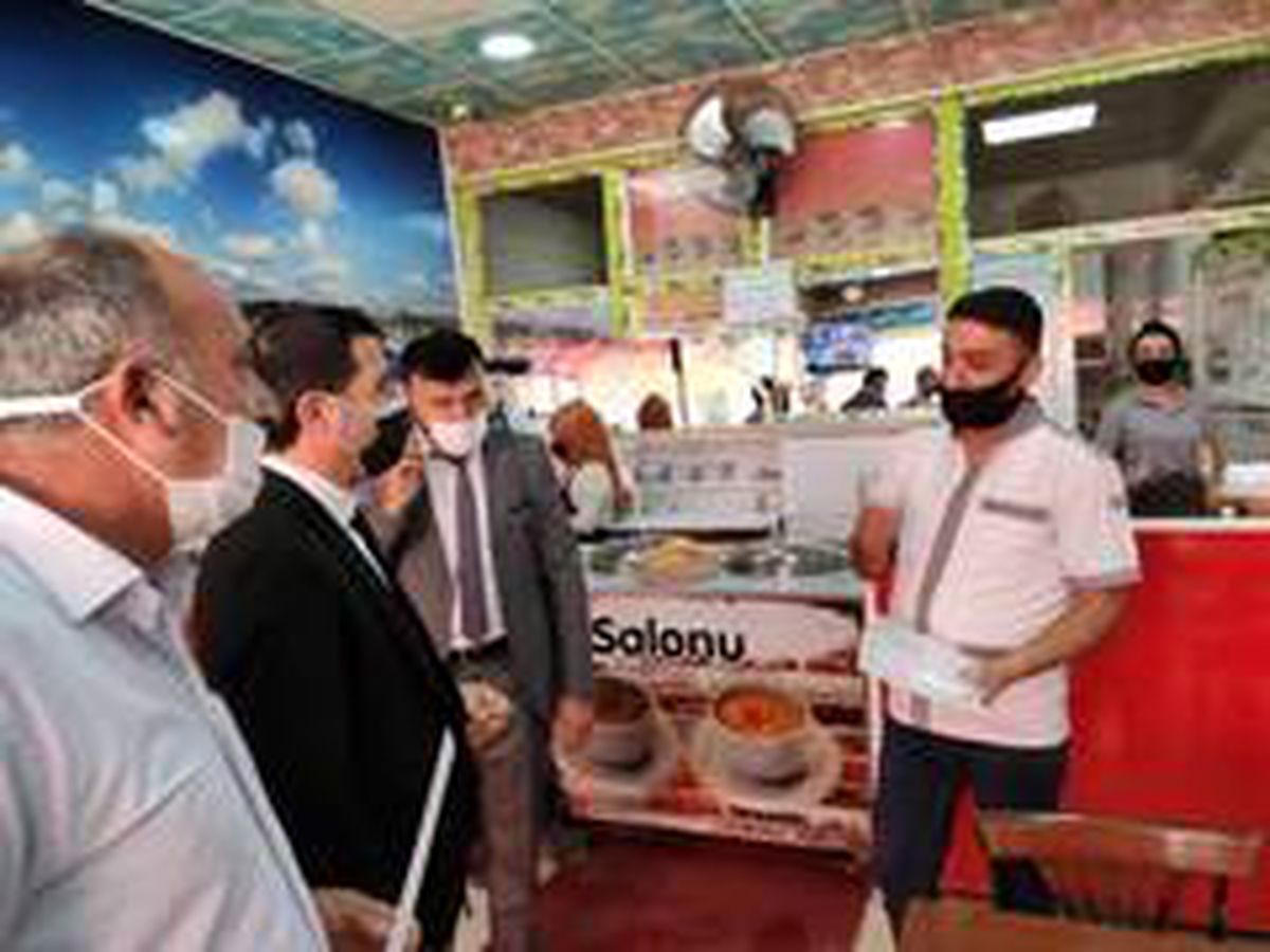 Başkanlardan ücretsiz maske dağıtımı