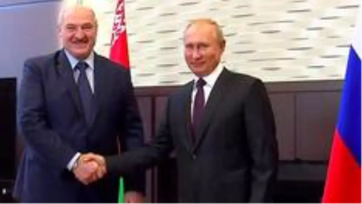 Belarus\'ta gösteriler sürerken Lukaşenko Putin\'den 1.5 milyar dolarlık kredi aldı