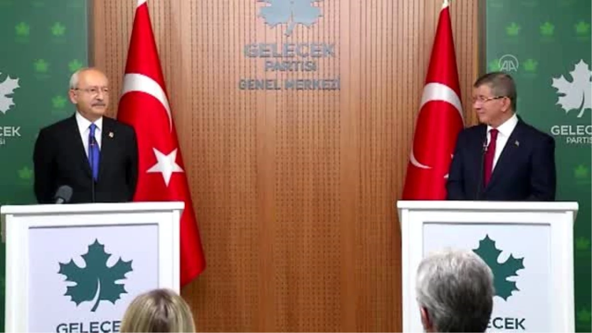 Davutoğlu: "Hayatta hiçbir şeyi gizli saklı yapmadım"