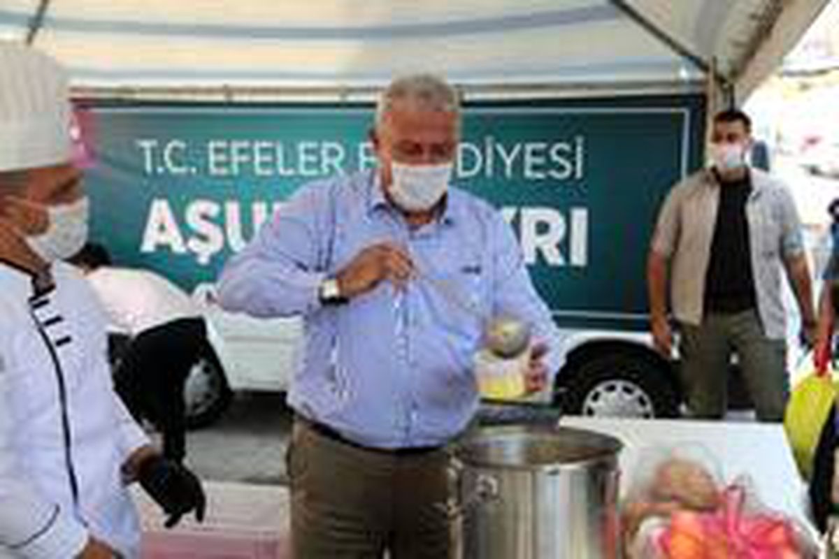 Efeler Belediyesi\'nden aşure ikramı