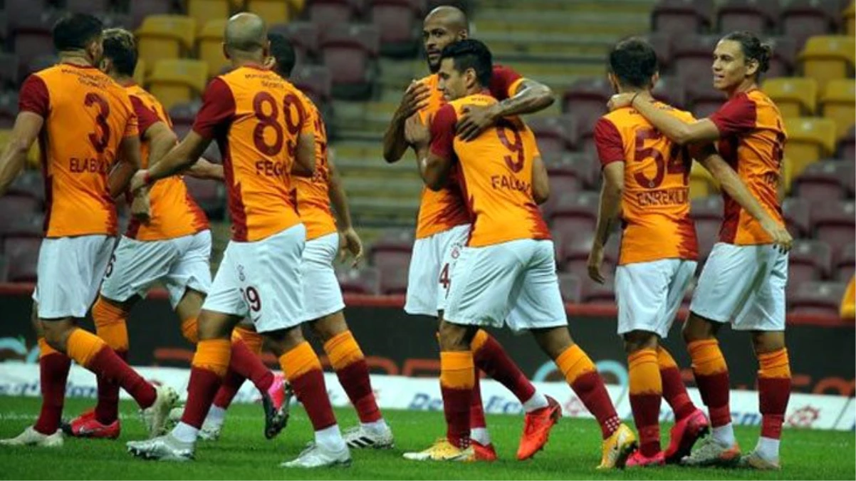 Galatasaray, futbolcuların maaş indirimiyle toplam 83 milyon TL tasarruf yaptı