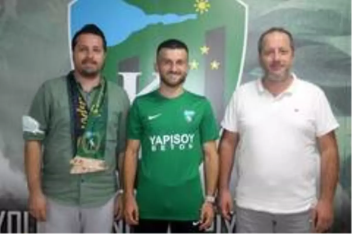 Kocaelispor, Trabzonsporlu Murat Cem Akpınar\'ı 1 yıllığına kiraladı