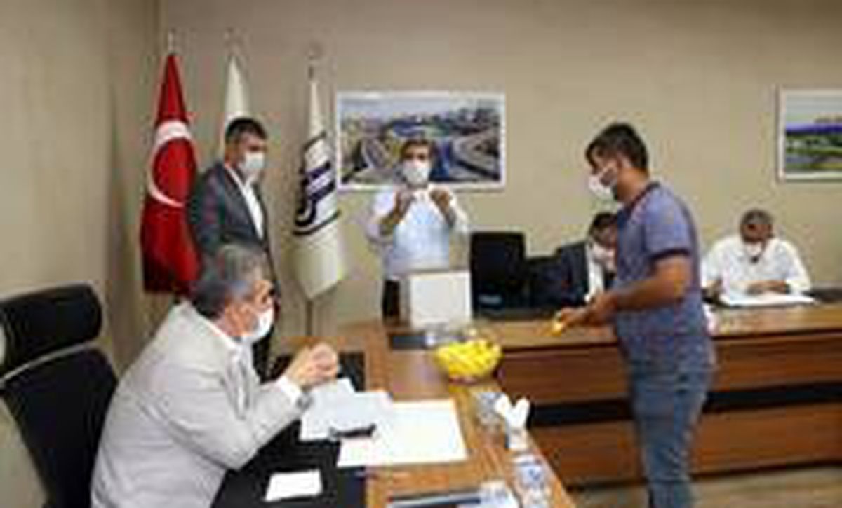 Şoför adayları kura çekti