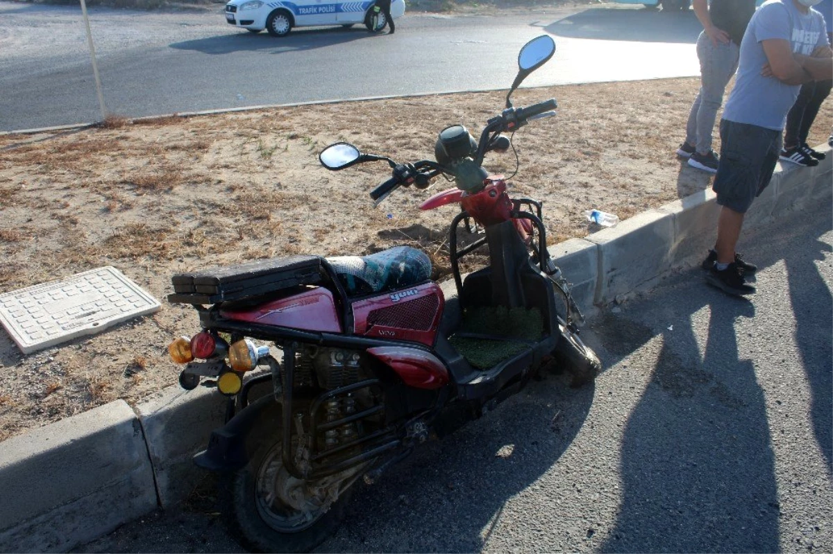 Tekirdağ\'da elektrikli motosiklet ile otomobil çarpıştı: 1 yaralı