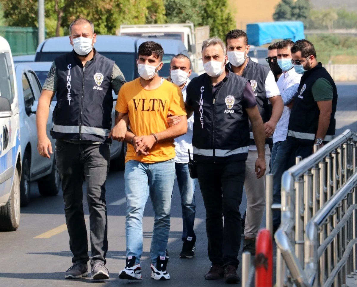 Adana\'da \'trafik kazası\' kavgası: 2 yaralı, 3 tutuklama