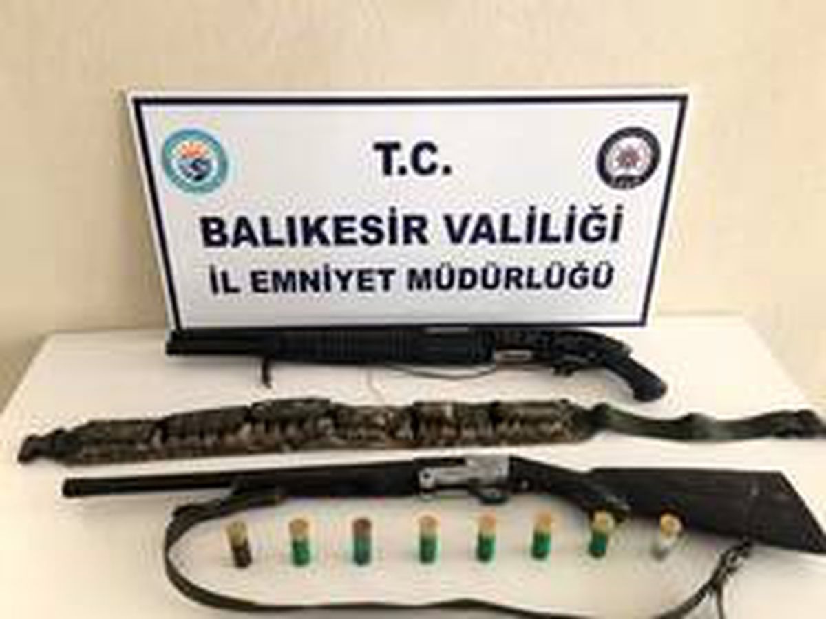 Balıkesir polisinden silah operasyonu