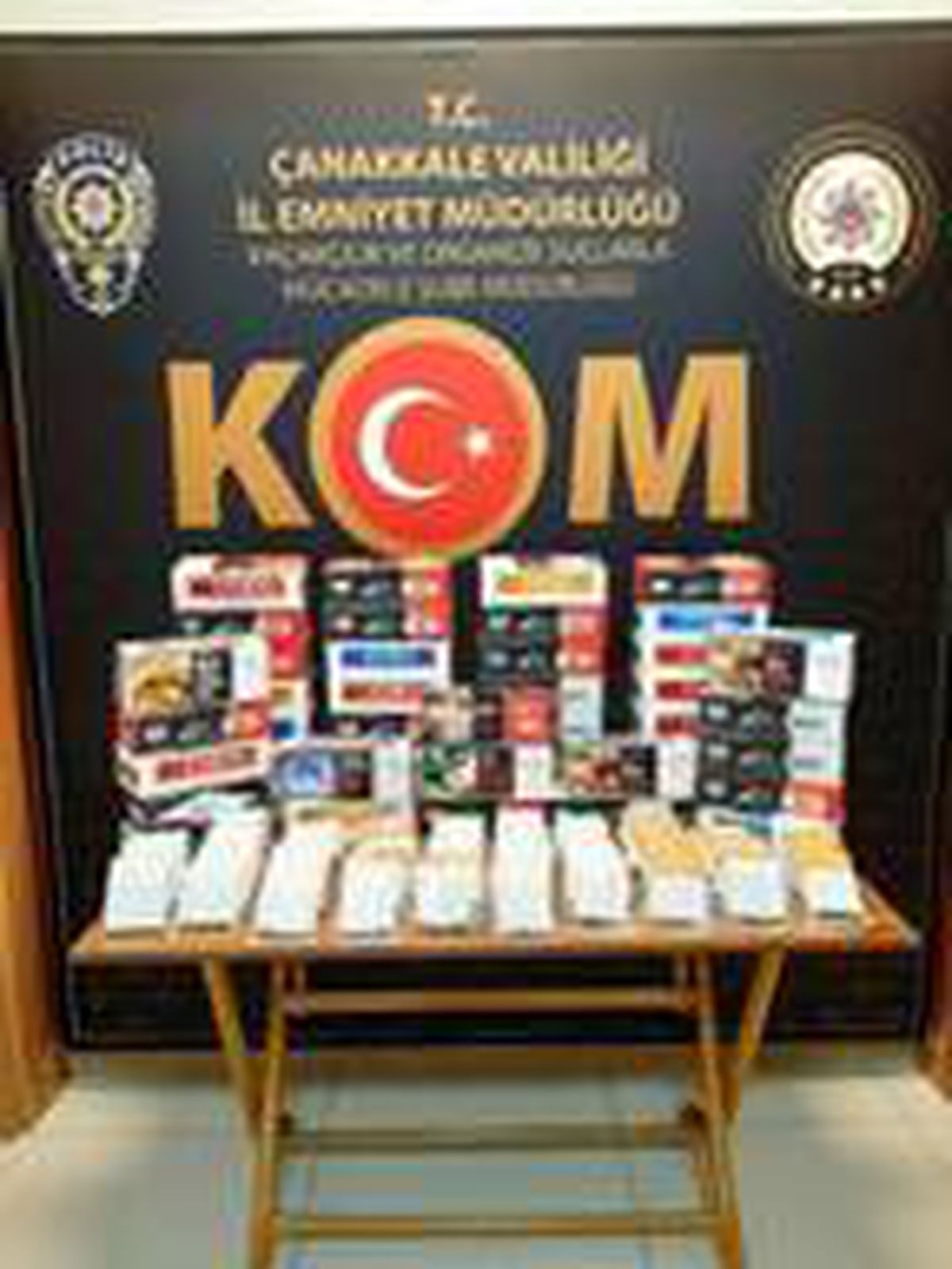Çanakkale\'de kaçak 15 bin sarma sigara ele geçirildi