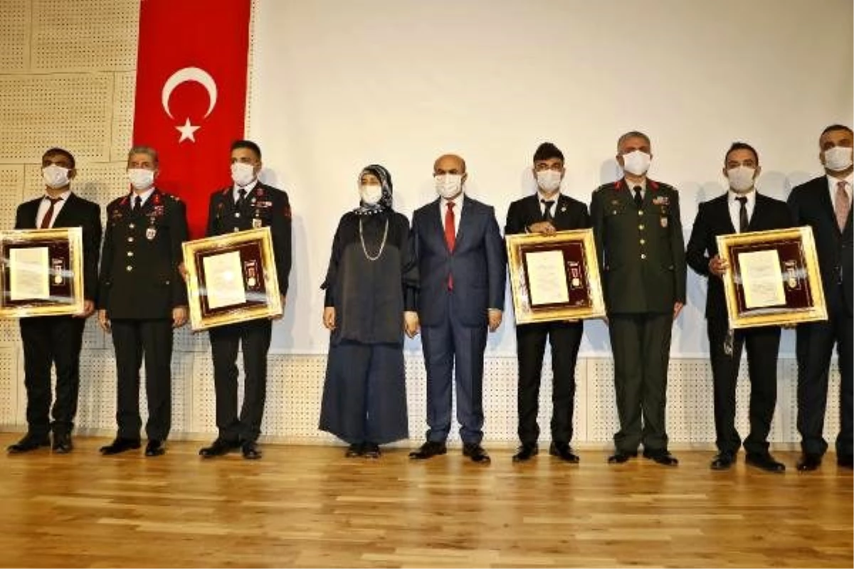Mardin\'de, gazilere \'Devlet Övünç Madalyası\' verildi