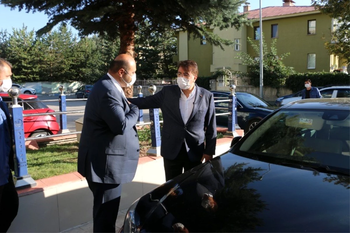 AK Parti Erzurum Milletvekili Aydemir\'den Aziziye Belediye Başkanı Orhan\'a ziyaret