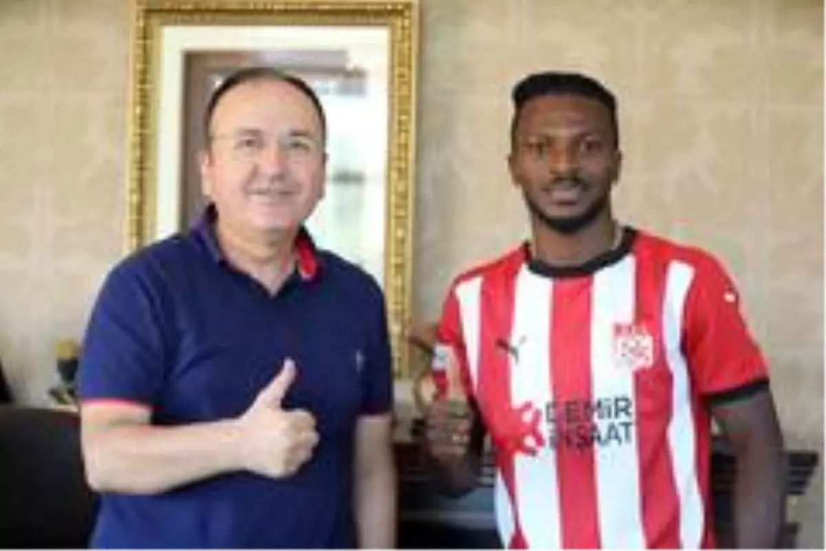 Olarenwaju Kayode resmen Sivasspor\'da