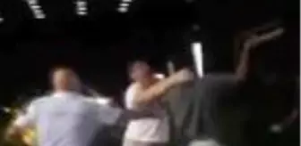 Arkadaşlarına otomobil çarptı, onlar kavgaya devam etti