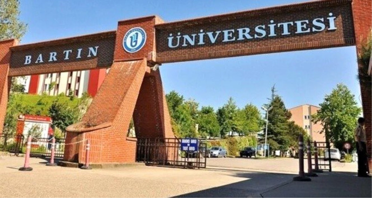 Bartın Üniversitesi\'nde diplomalar adrese teslim ediliyor