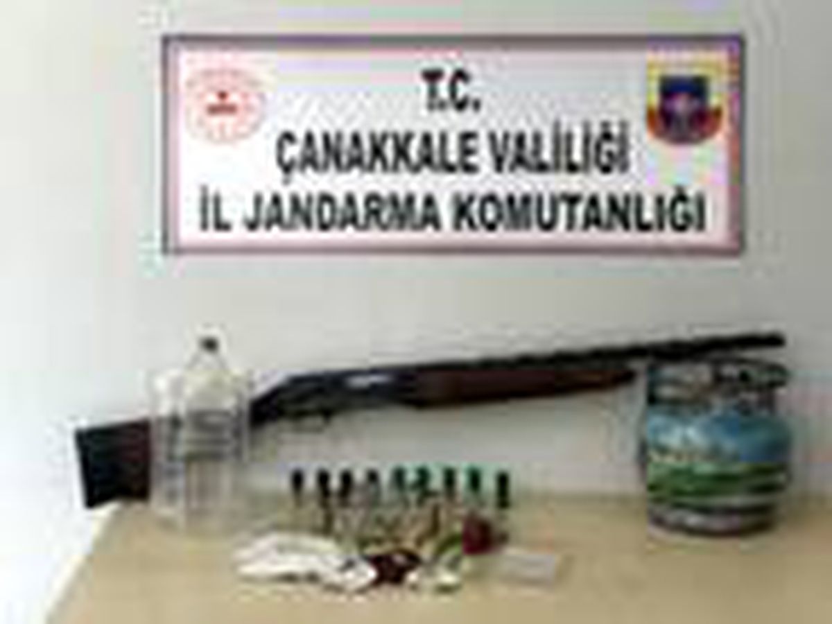 Çanakkale\'de uyuşturucu operasyonuna 4 gözaltı