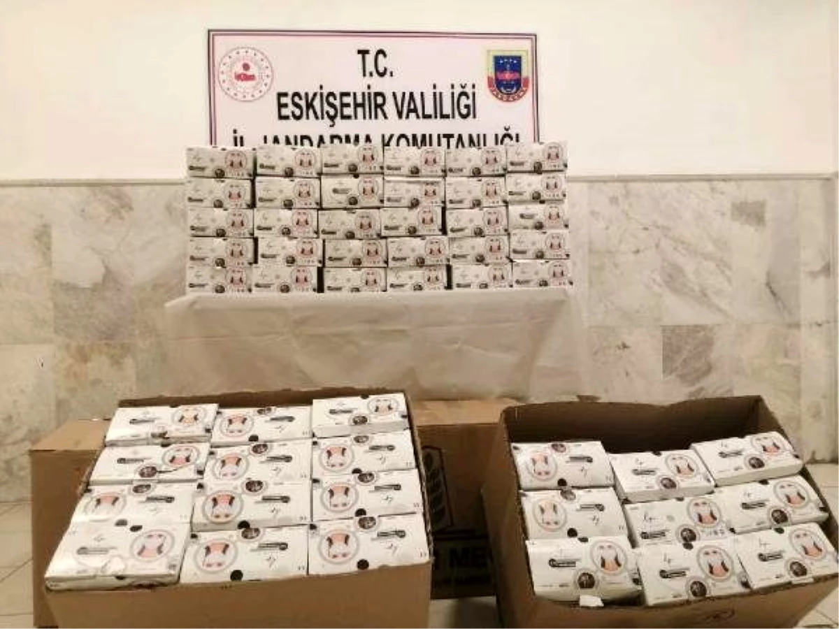 Eskişehir\'de 19 bin 850 adet kaçak maske ele geçirildi