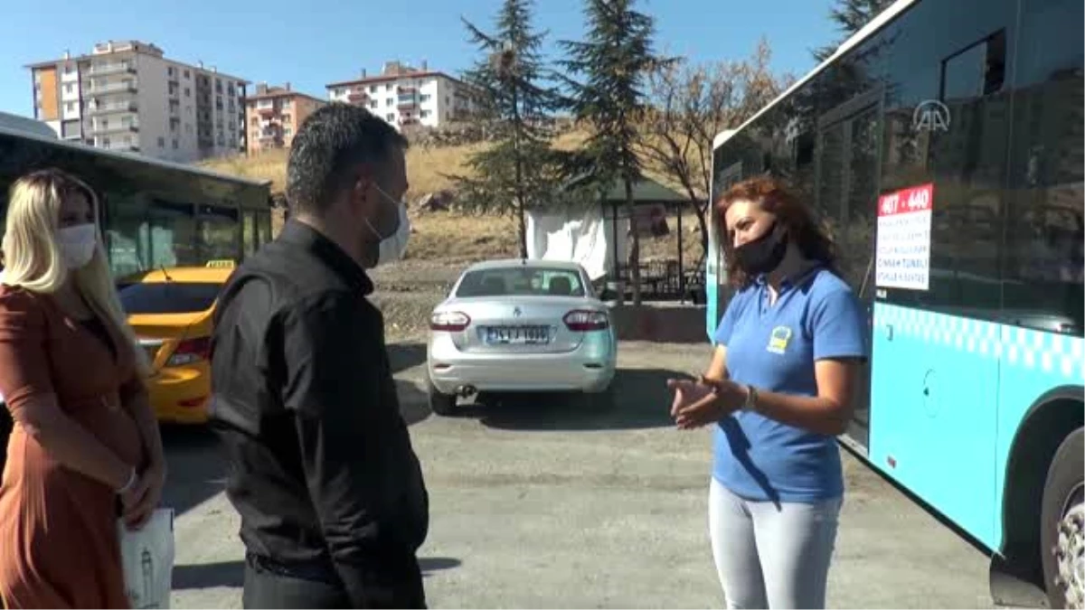 Pursaklar-Çankaya hattında otobüs şoförlüğü yapan Gülşen Şahin\'e Belediye Başkanı Çetin\'den jest -...