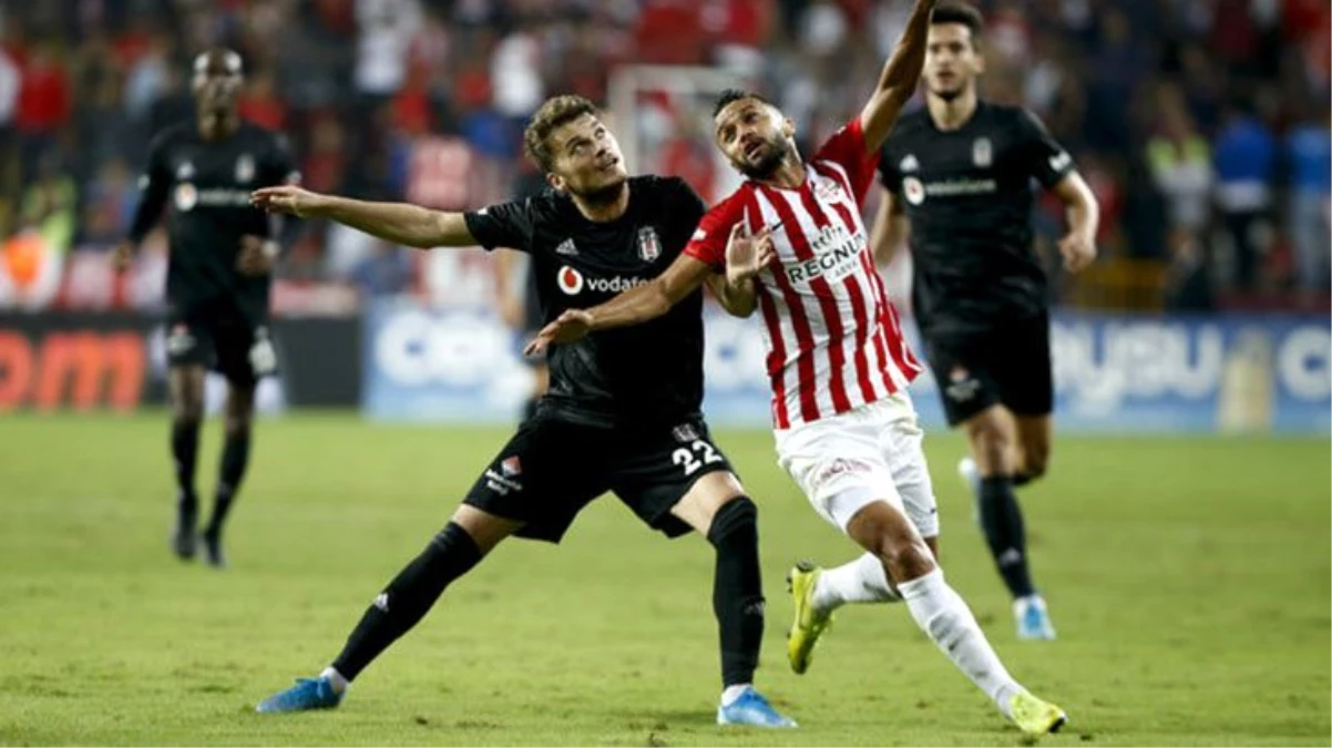 Son Dakika: Antalyaspor\'da çok sayıda kişinin koronavirüs testi pozitif çıktı! Beşiktaş maçı ertelenebilir