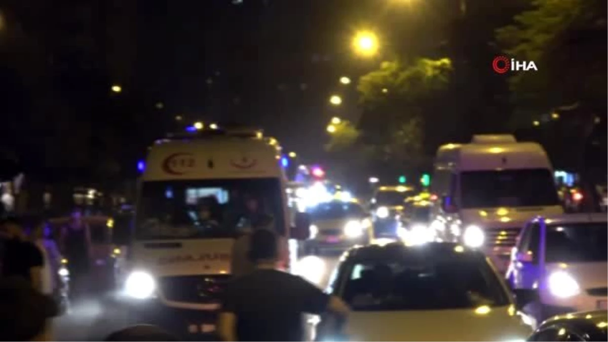 Adana\'da hafif ticari araç ile otomobil çarpıştı: 6 yaralı