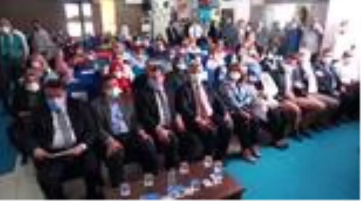 AK Parti\'li Dağ, Ayvalık 7. Olağan İlçe Kongresi\'nde konuştu