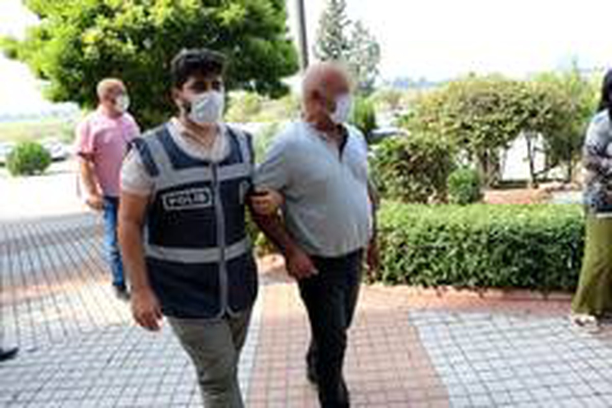 Ceyhan\'da fuhuş operasyonu: 3 zanlı tutuklandı