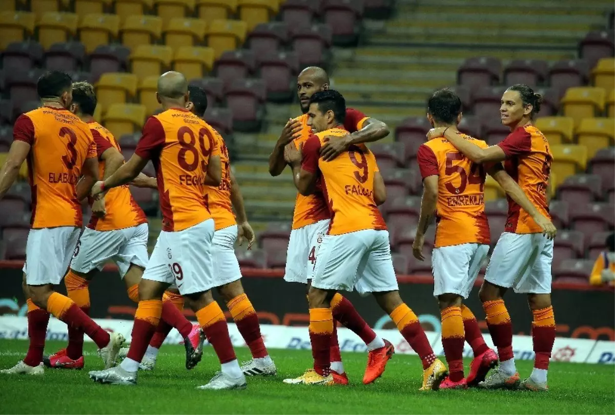 Galatasaray\'da moraller yerinde