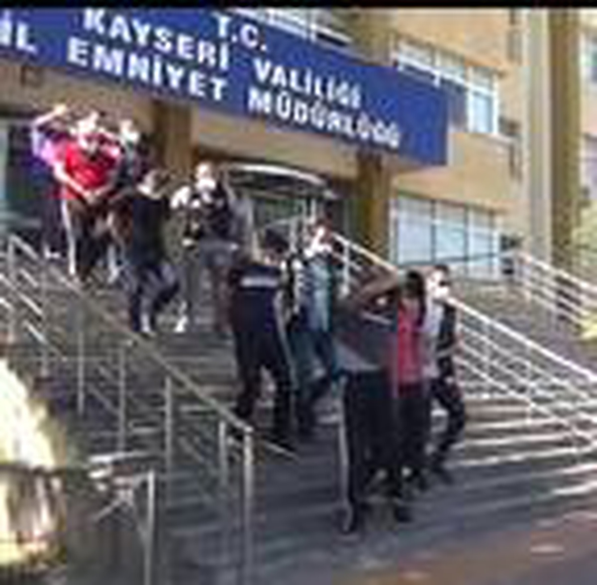 Kayseri\'de uyuşturucuya 9 tutuklama