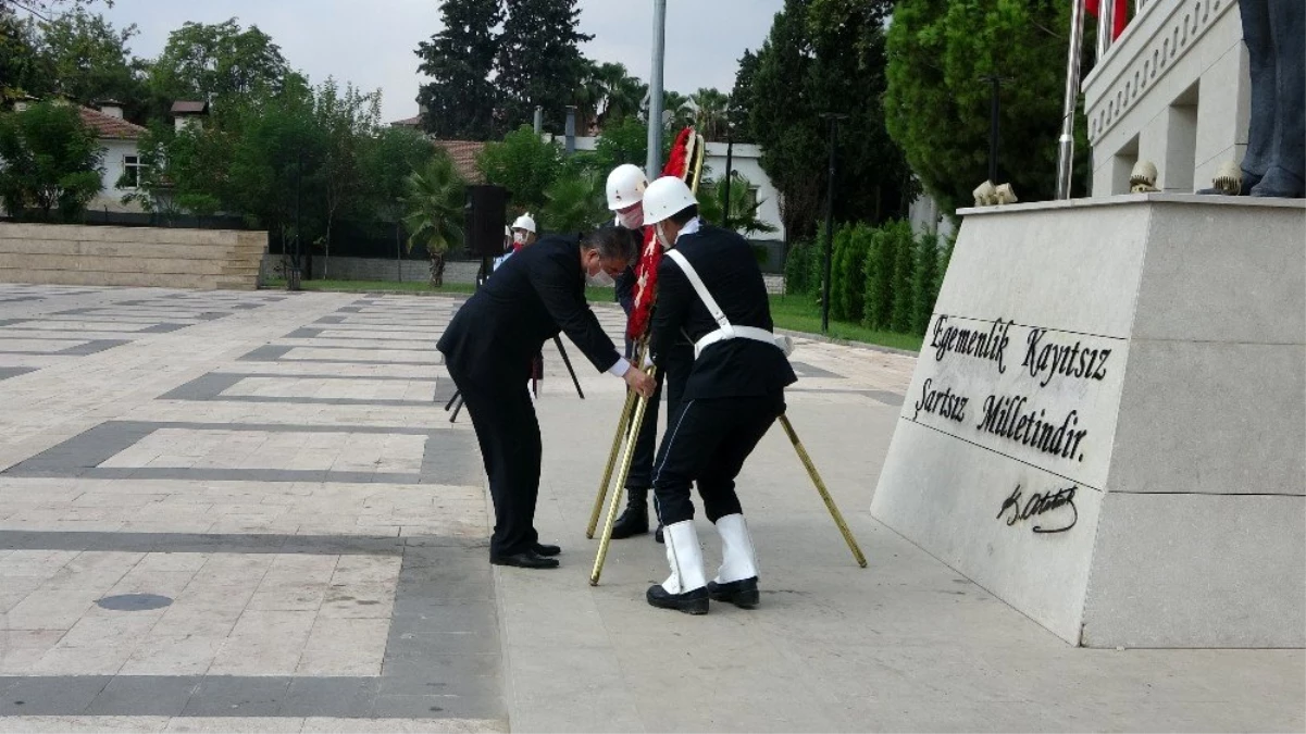 Osmaniye\'de 19 Eylül Gaziler Günü Devlet Bahçesi Meydanı\'nda kutlandı