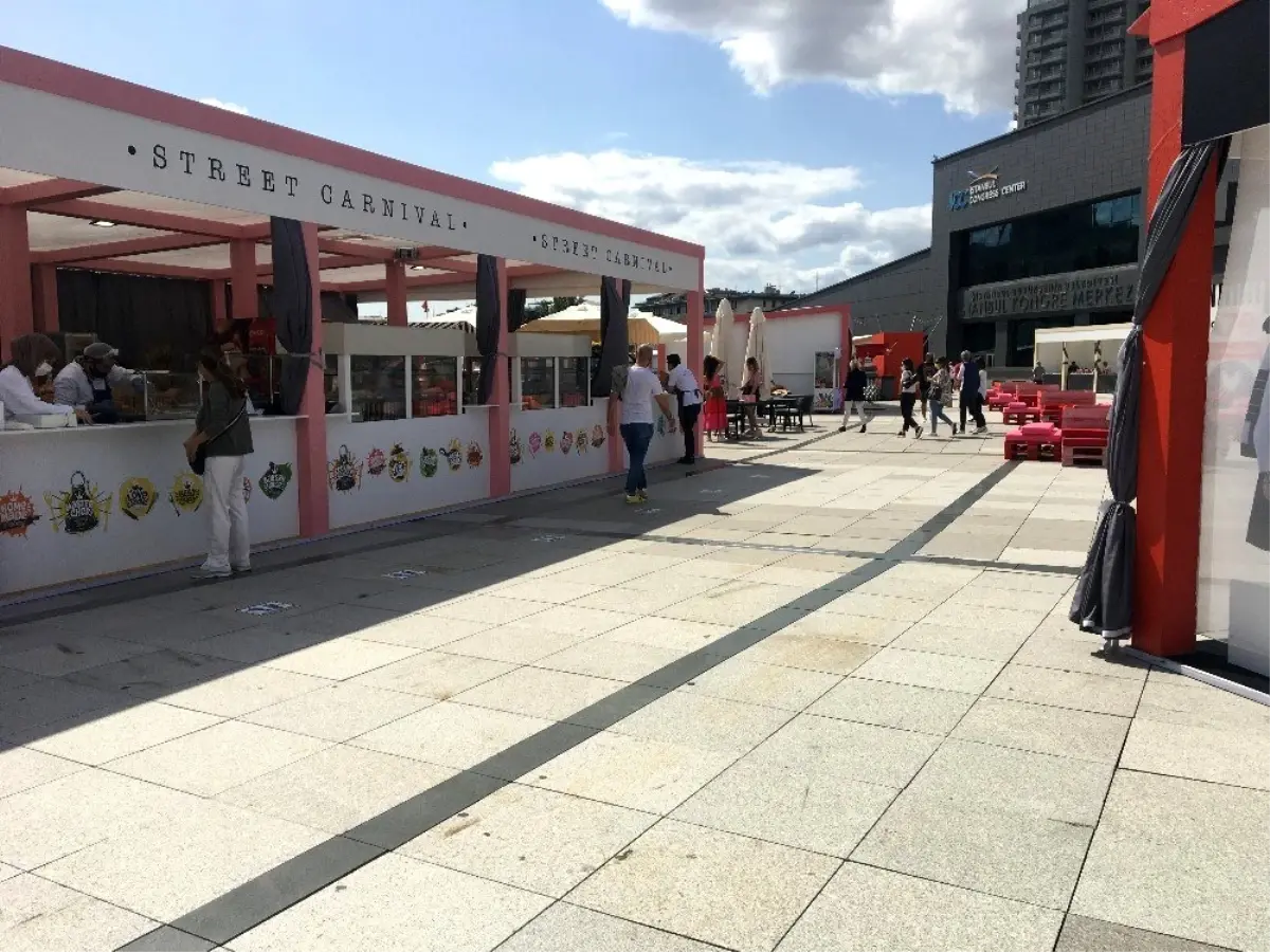 Sold Out Alışveriş Festivali kapılarını ziyaretçilerine açtı