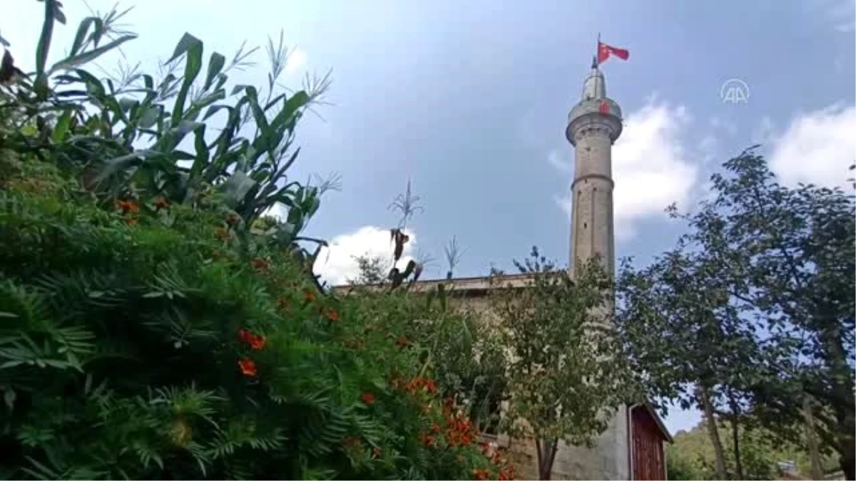 Tarihi Gazi Minareli Cami tekrar ibadete açıldı