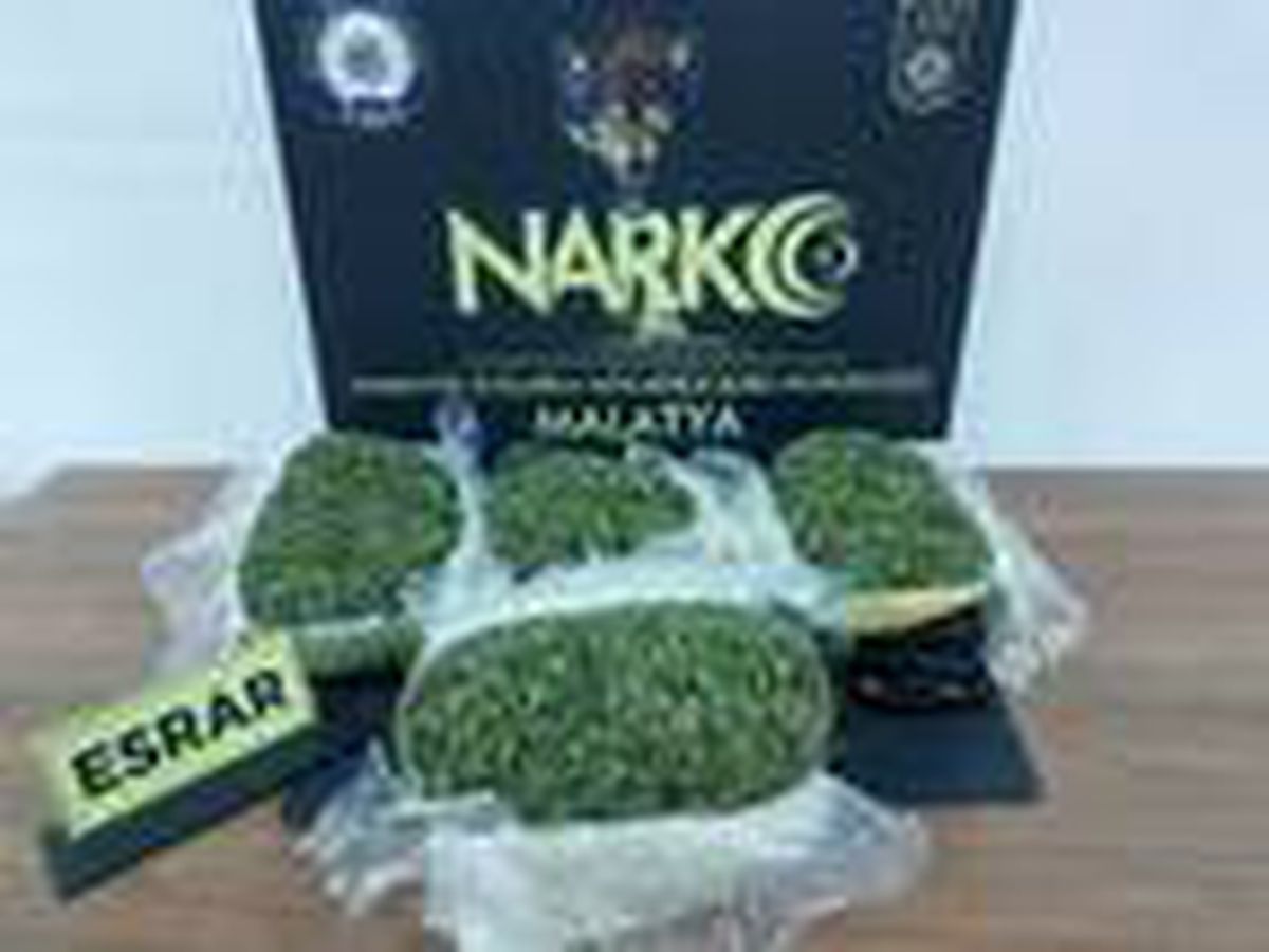 Malatya\'da yolcu otobüsünde 4 kilo esrar ele geçirildi