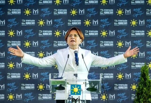 Son Dakika: İYİ Parti Genel Başkanı Meral Akşener, 1289 oyla yeniden genel başkan seçildi Son Dakika: İYİ Parti Genel Başkanı Meral Akşener, 1289 oyla yeniden genel başkan seçildi