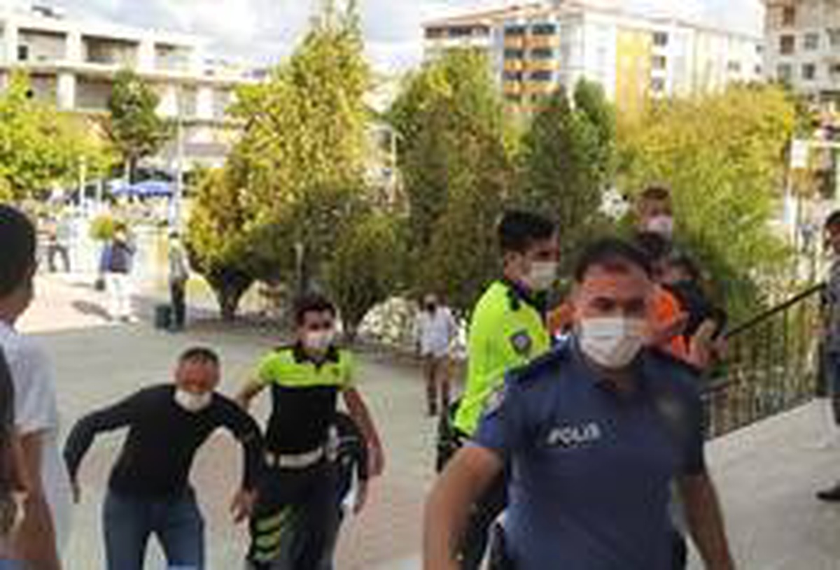 Hırsızlık şebekesi suçüstü yakalandı