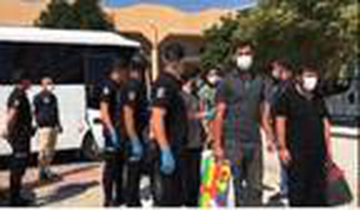 Mersin\'de 8 DEAŞ şüphelisi adliyede