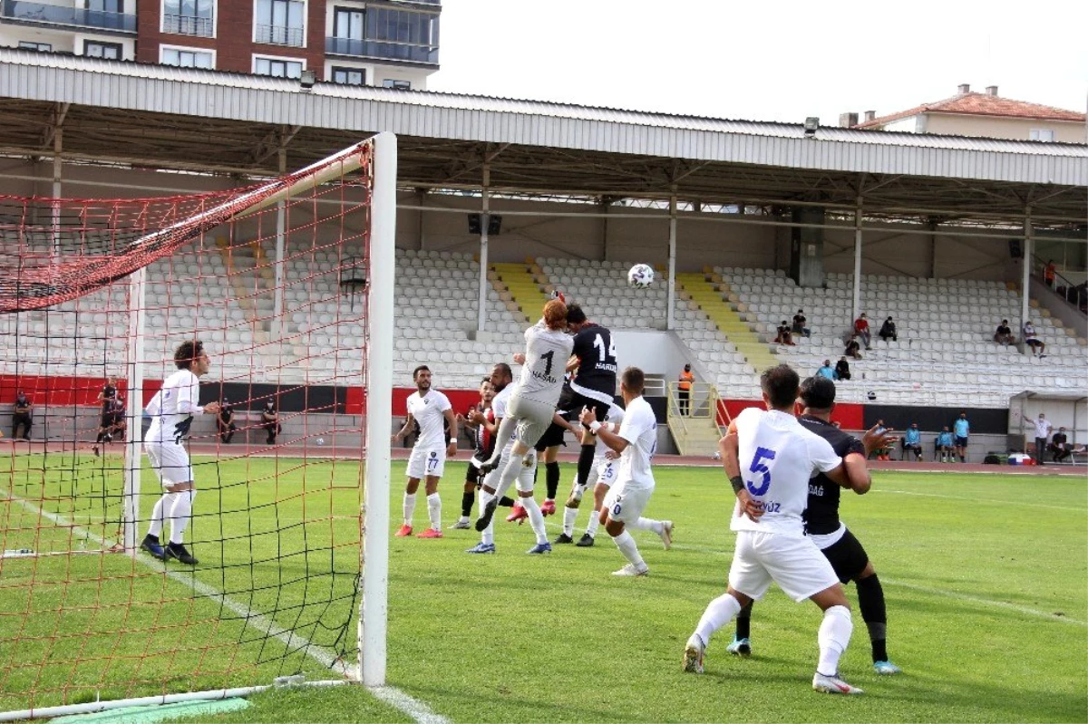 Misli.com 2. Lig: GMG Kastamonuspor: 1 Karacabey Belediyespor: 1