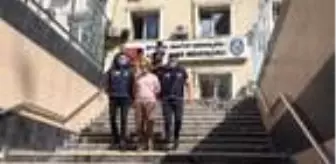 KÜÇÜKÇEKMECE'DE UYGUNSUZ GÖRÜNTÜ İLE ŞANTAJ VE GASP ŞÜPHELİSİ 5 KİŞİ YAKALANDI