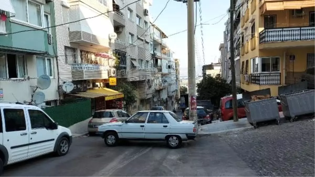 Nakliyecilerin eşya taşımak için yol kapatmasına tepki