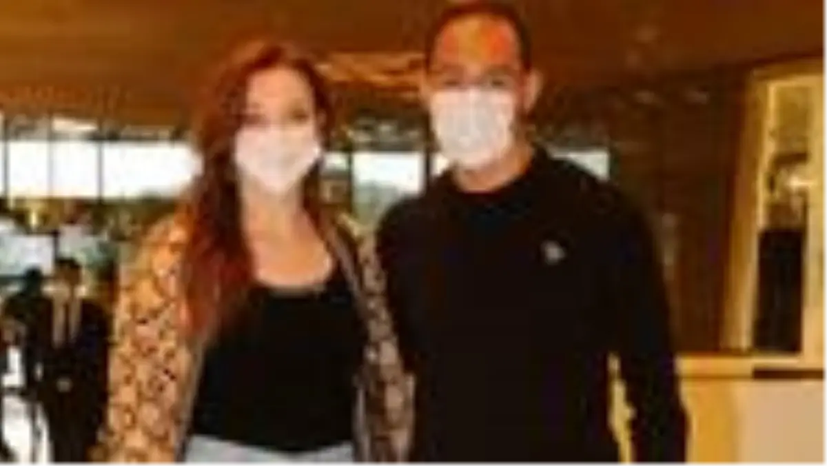 Umut Bulut ve eşi Anna Bulut baş başa yemekte!
