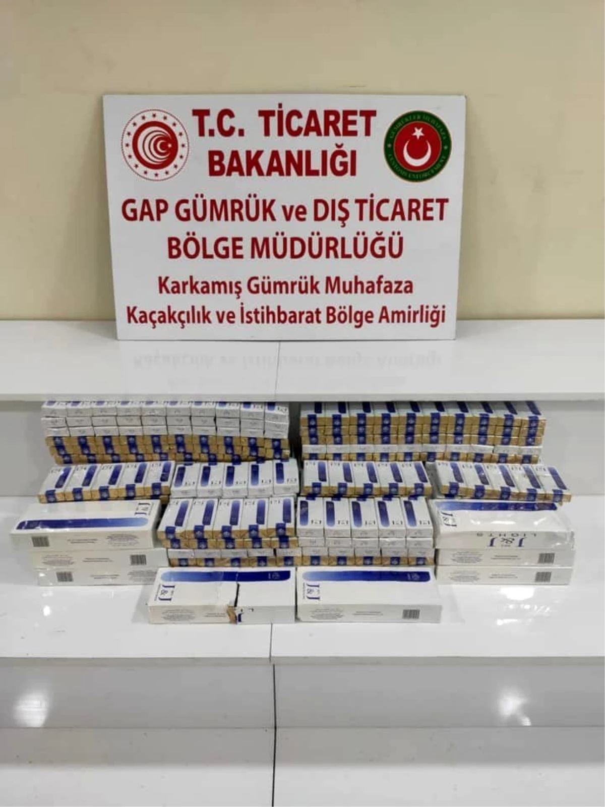 Sınır kapısında bin 250 paket kaçak sigara ele geçirildi