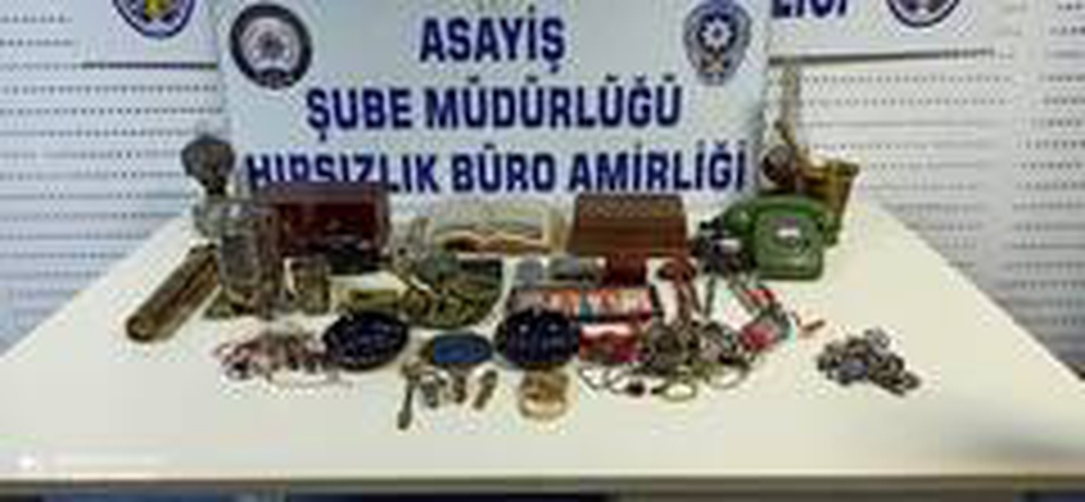 Son Dakika | 14 hırsızlık olayının 5 şüphelisi polis tarafından yakalandı