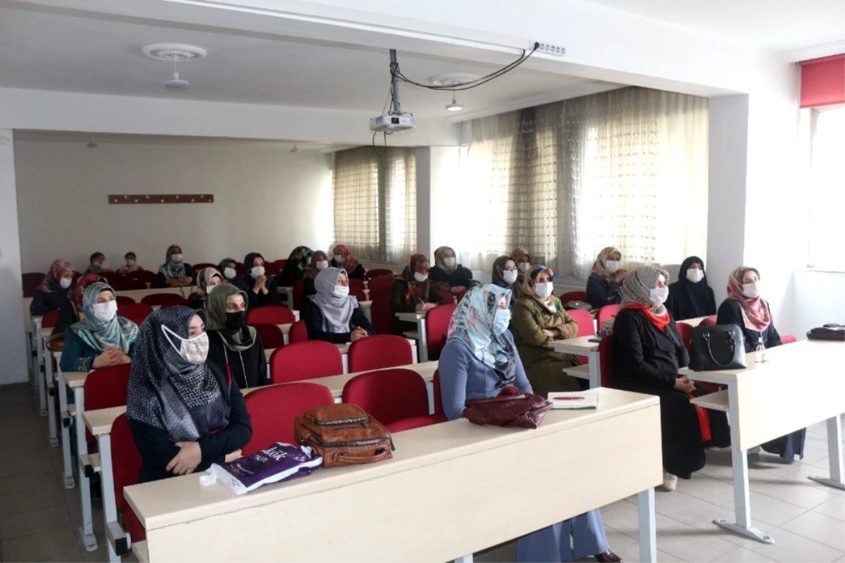 Ağrı\'da "Kur\'an Kursları Eğitime Hazırlık Semineri" düzenlendi