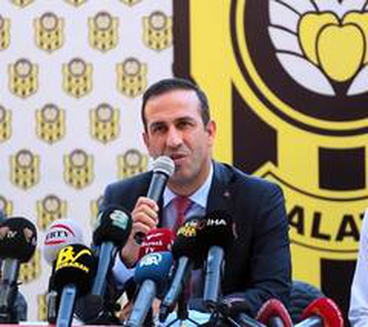 Başkan Adil Gevrek\'ten transfer açıklaması