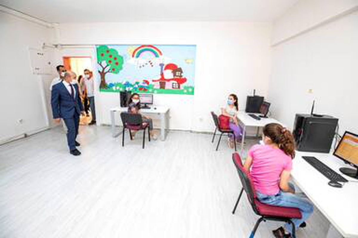 Büyükşehir\'den öğrencilere destek
