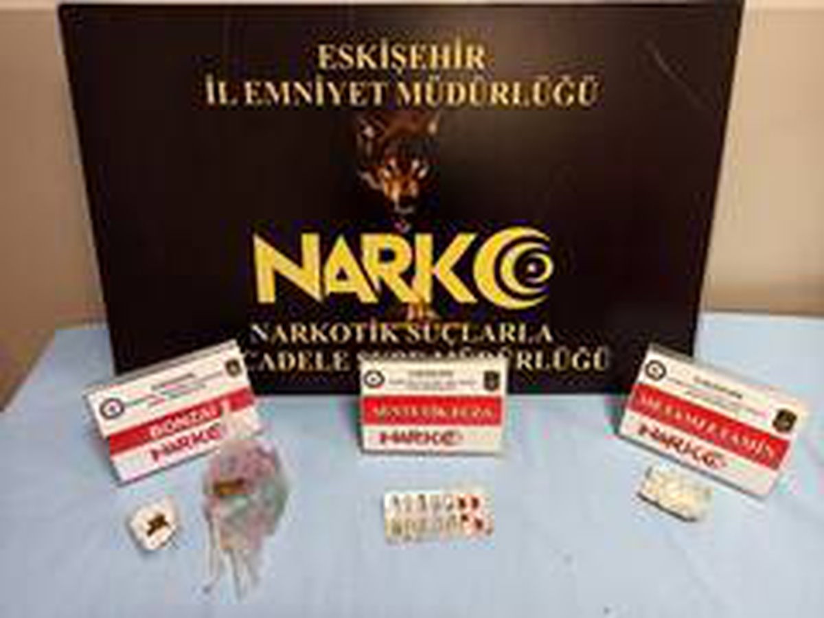 Eskişehir Narkotim uyuşturucu satıcılarının ensesinde