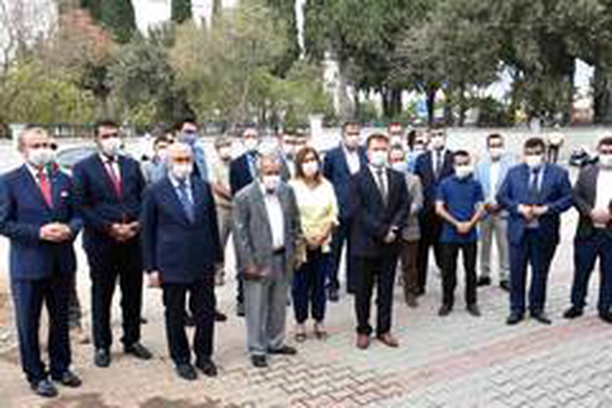 İzmir Valisi Köşger, Kur\'an kursu temel atma töreninde