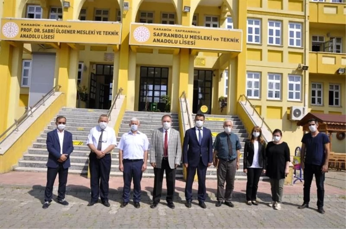 Kaymakam Türköz okulları inceledi