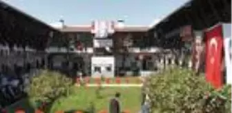 Tokat'ta yangında hasar gören Yazmacılar Hanı yeniden hizmete açıldı