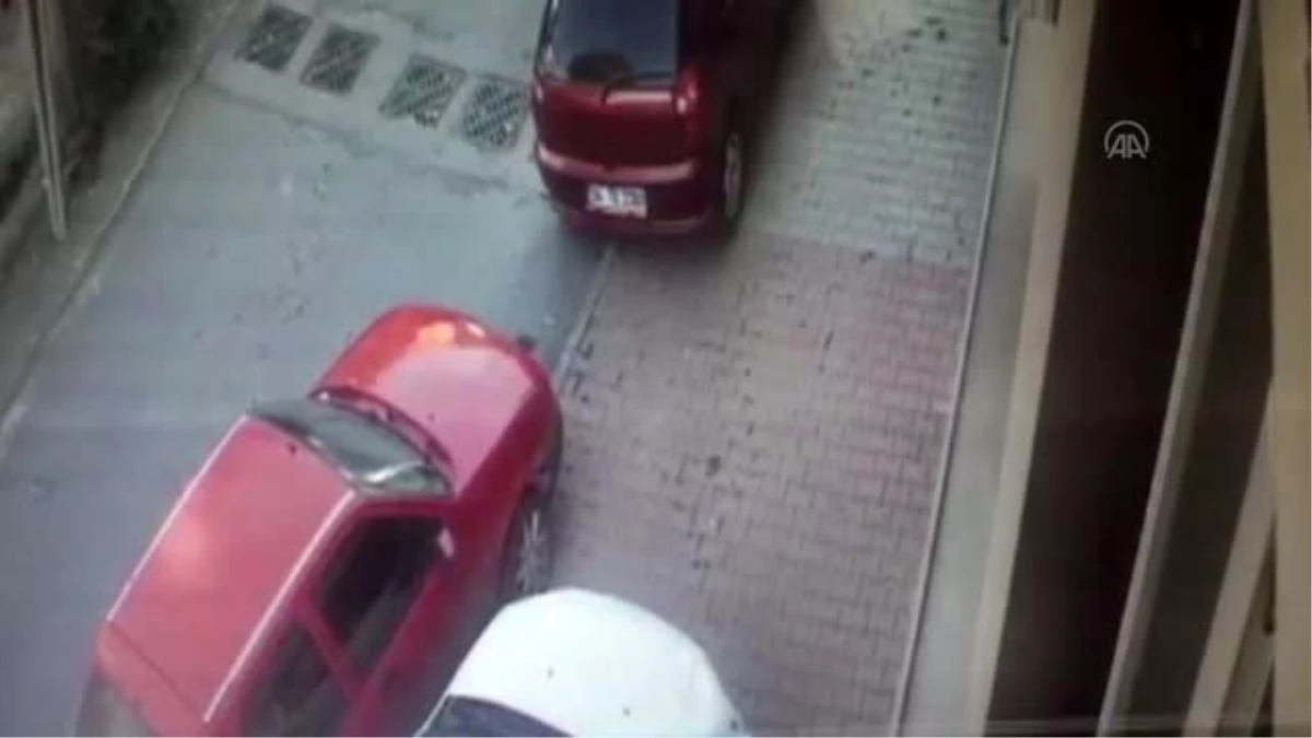 Arnavutköy\'de 2 kişiyi öldüren zanlı adliyeye sevk edildi