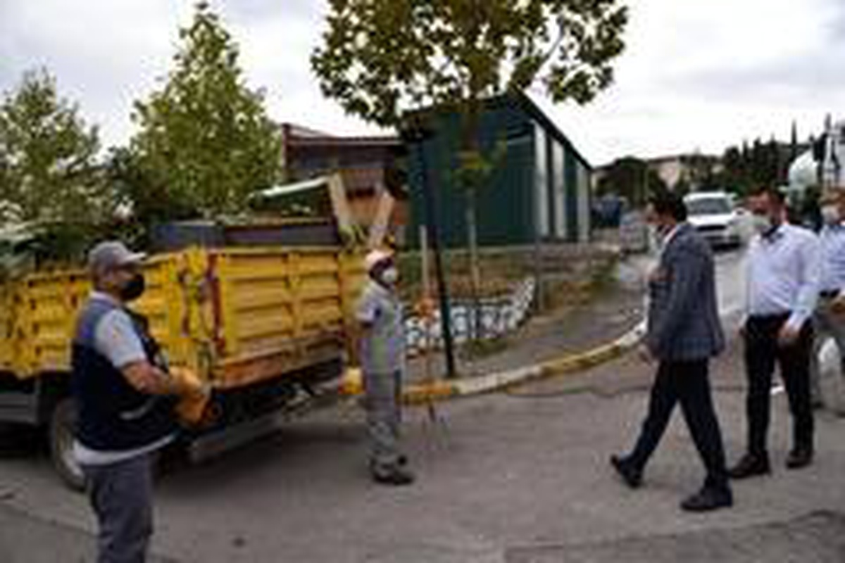 Başkan Özlü\'den Sonbahar temizliğine destek