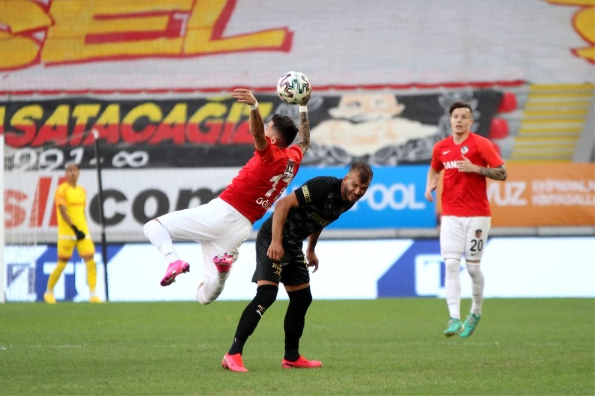 Göztepe, Gaziantep FK ile 2-2 berabere kaldı