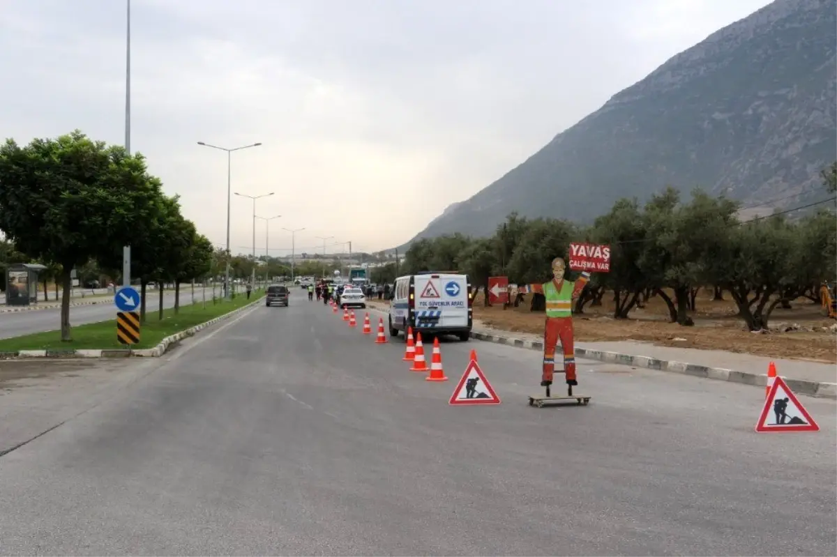 Jandarmadan refüjlerde çalışan belediye personeline trafik eğitimi