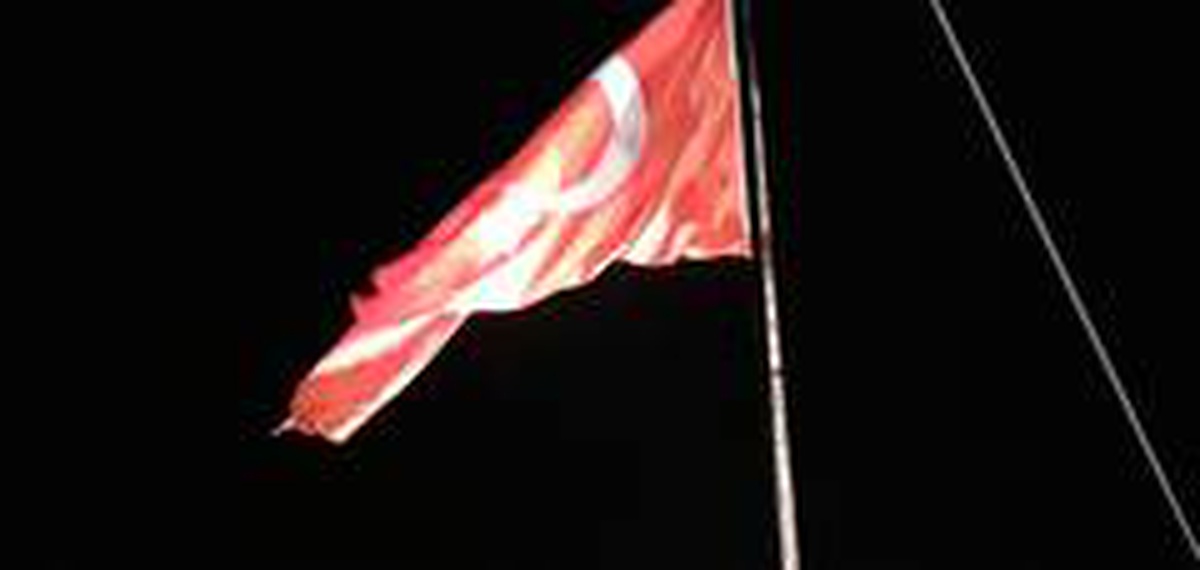 Osmancık kalesinde dalgalanan bayrak ilgi bekliyor